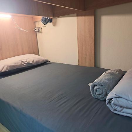 Panda Lodge Home Stay กรุงเทพมหานคร ภายนอก รูปภาพ