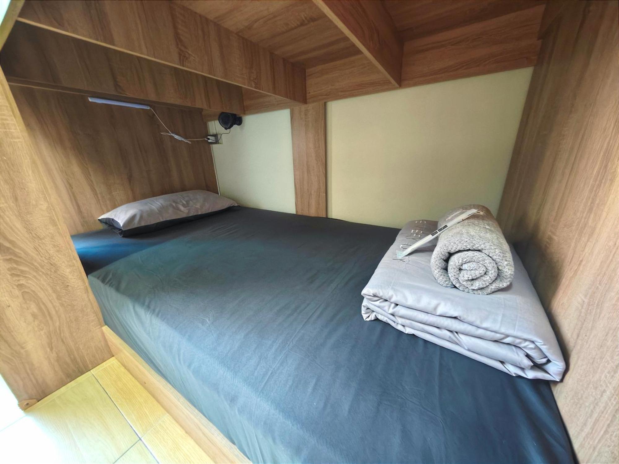 Panda Lodge Home Stay กรุงเทพมหานคร ห้อง รูปภาพ