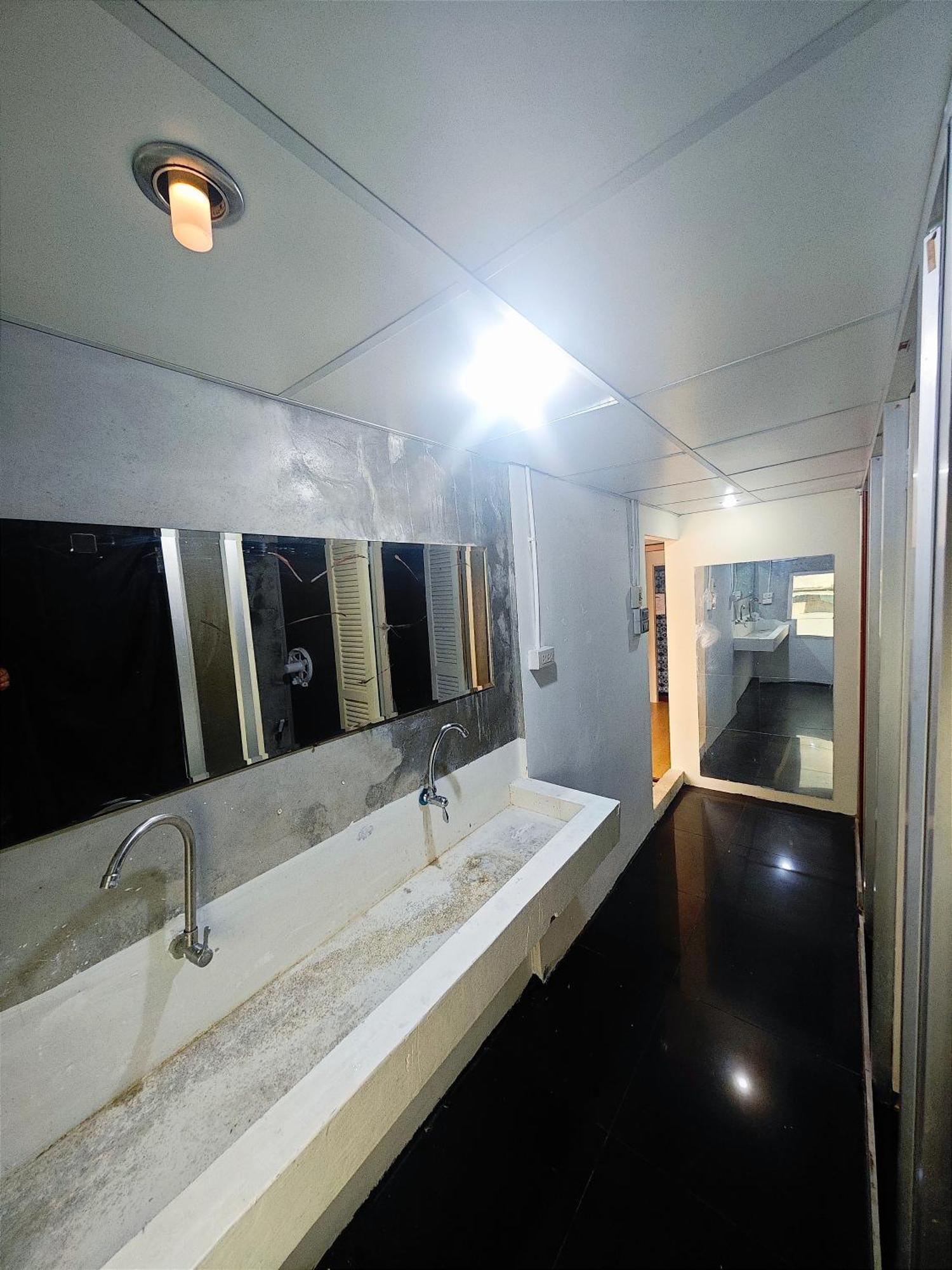 Panda Lodge Home Stay กรุงเทพมหานคร ภายนอก รูปภาพ